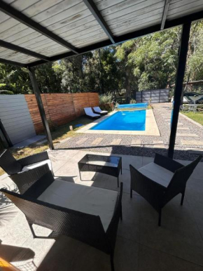 La Raíz - (Piscina Climatizada)